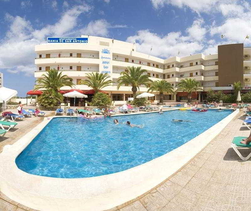 Apartamentos Bahia De San Antonio San Antonio  Exterior photo