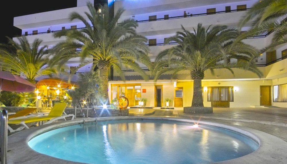 Apartamentos Bahia De San Antonio San Antonio  Exterior photo